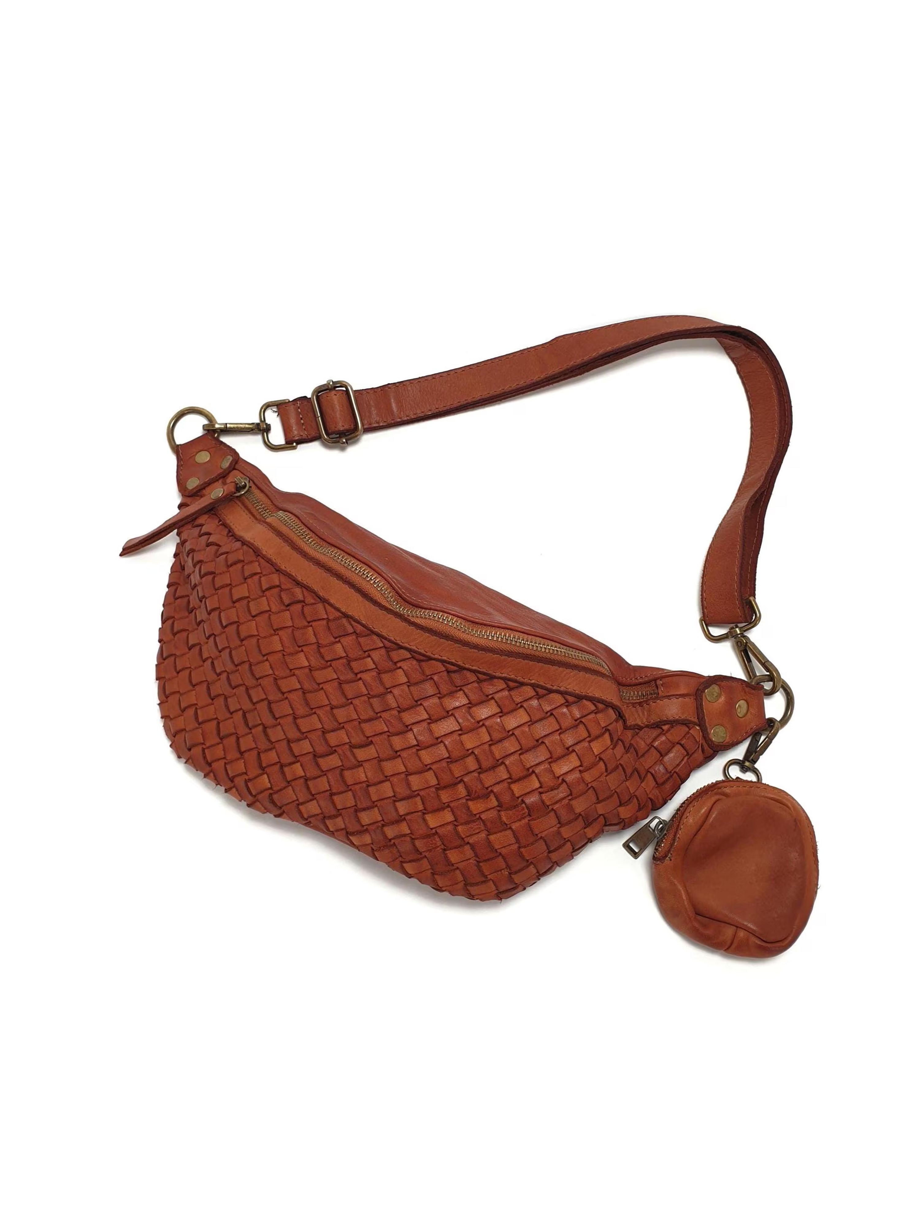 Leder-Bauchtasche geflochten taupe