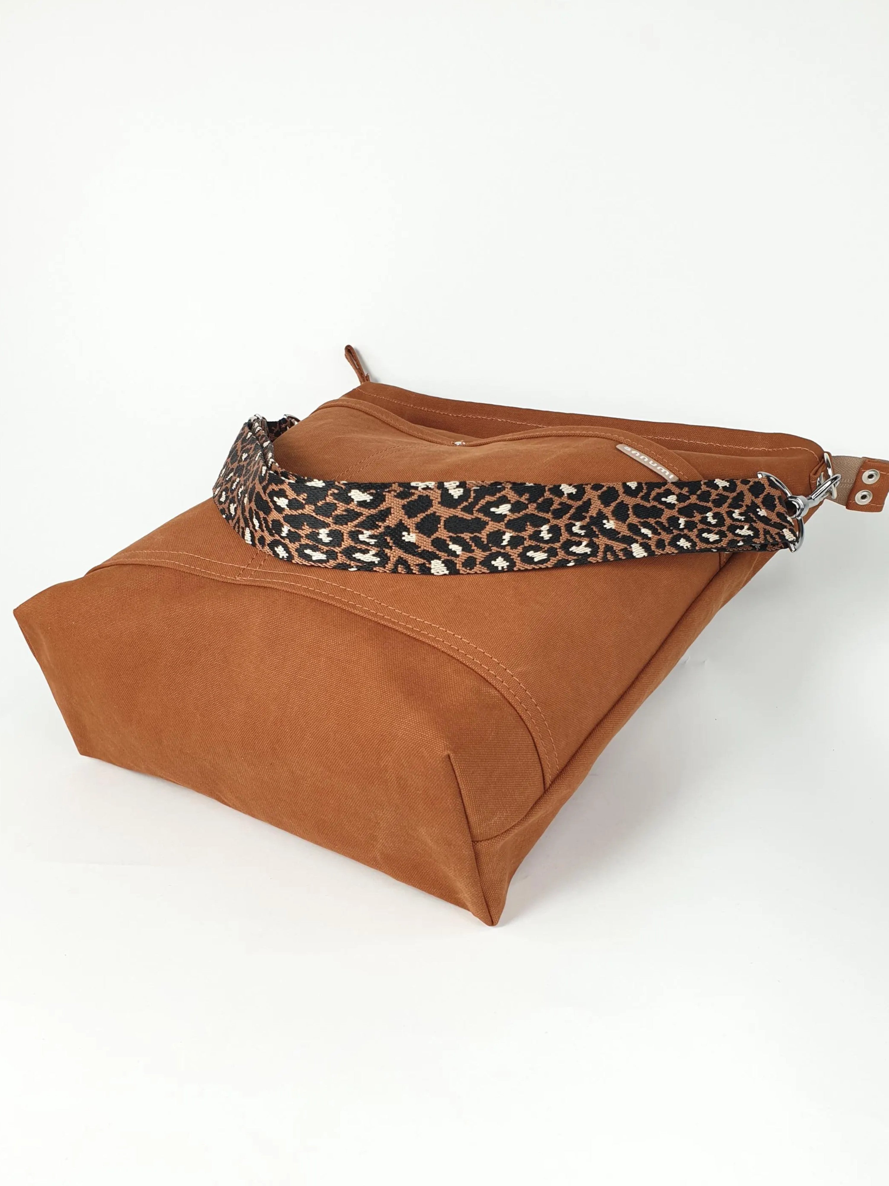 Canvas Hobo cognac